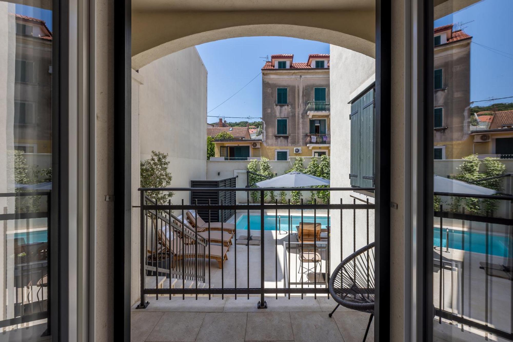 Sperone Hotel Split Exterior photo